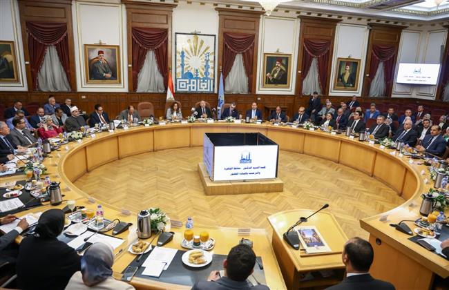 رئيس جامعة العاصمة يؤكد دعم الجامعة للتحول نحو الاقتصاد الأخضر