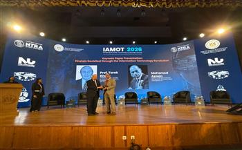 المعلومات قوة العصر.. قراءة جديدة لمعادلة أينشتاين في ظل ثورة التكنولوجيا    