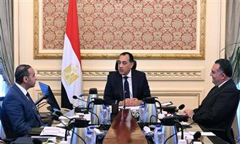  رئيس الوزراء يجتمع برئيسي هيئة الرقابة المالية والبورصة المصرية