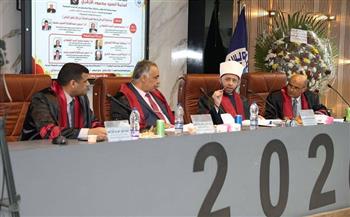 وزير الأوقاف يشارك في مناقشة رسالة ماجستير عن «حماية الأسرة في مواجهة الحروب الحديثة» بجامعة قناة السويس
