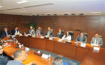 وزير التخطيط يجتمع مع المدير التنفيذي لجهاز مستقبل مصر لبحث التعاون المشترك