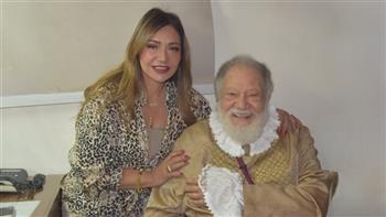 ليلى علوي تشيد بـ«الملك لير» ويحيى الفخراني: الفن لسه بخير 