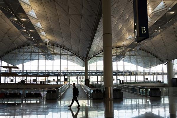 هيئة مطار هونج كونج تستعد لجمع 1.9 مليار دولار عبر إصدار سندات وسط طفرة في سوق الدين المحلي 