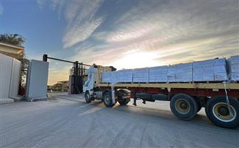 قافلة "زاد العزة" الـ 183 تدخل إلى الفلسطينيين في قطاع غزة