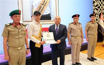 الأكاديمية العسكرية المصرية تنظم مراسم الإحتفال بتخرج دورات تدريبية للمرشحين للعمل بوزارة النقل