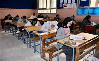 ضوابط امتحانات الدبلومات الفنية 2026.. جدول كل التخصصات والشعب