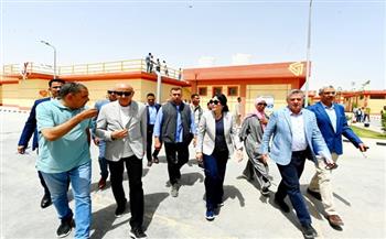 وزيرة الإسكان ومحافظ الأقصر يفتتحان مشروعات صرف صحي بمركز أرمنت ضمن مبادرة “حياة كريمة”