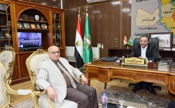 محافظ المنوفية يلتقي عددا من أعضاء مجلسي النواب والشيوخ لبحث مطالب المواطنين 