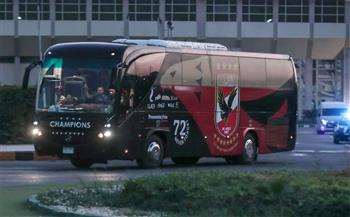 الدوري الممتاز.. الأهلي يصل إلى ملعب الدفاع الجوي لمواجهة بيراميدز