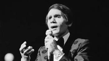 أسرة عبد الحليم حافظ تطالب بفيلم عالمي يوثق سيرته بتقنيات حديثة ويكشف أسرار حياته