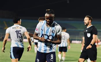 الدوري الممتاز.. فيستون ماييلي رجل مباراة بيراميدز أمام الأهلي