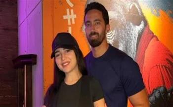 مي عز الدين تشارك لحظات رومانسية مع زوجها داخل صالة ألعاب على إنستجرام