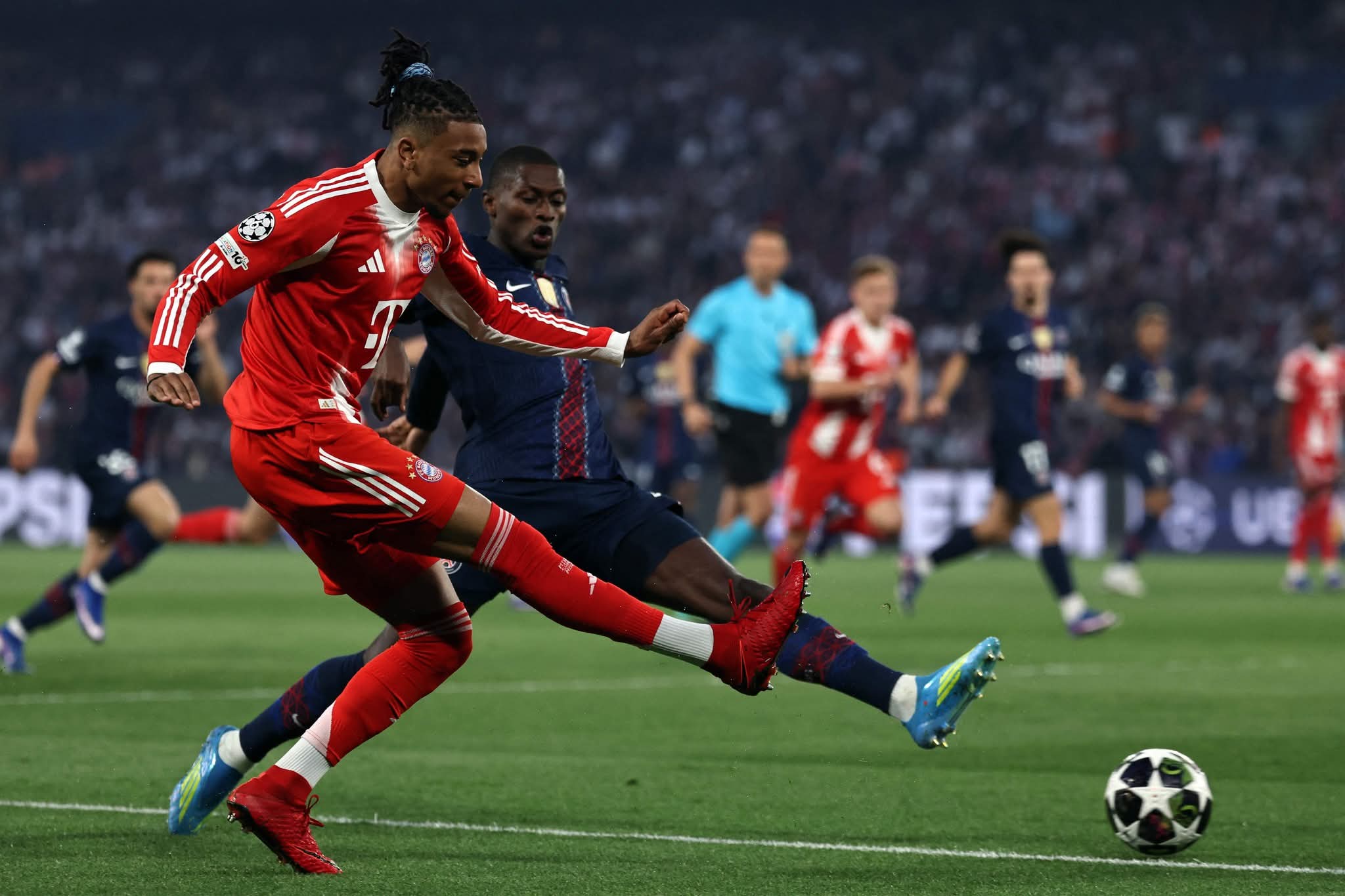 دوري أبطال أوروبا.. ربع ساعة سلبية بين سان جيرمان وبايرن ميونخ 