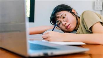 في موسم الامتحانات.. كيف تحمين تركيزك من التشتيت الرقمي؟