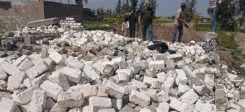 حملات مكثفة لإزالة حالات التعدي على الأراضي الزراعية والبناء المخالف بالإسكندرية 