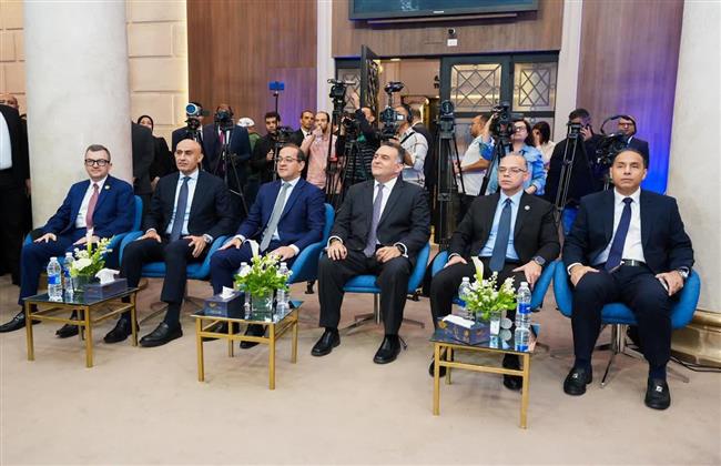 وزير التخطيط: حياة كريمة تدعم الشمول المالي.. وفتح ملايين الحسابات البنكية في القرى  
