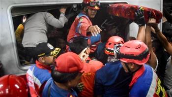 ارتفاع ضحايا تصادم قطاري إندونيسيا إلى 15 قتيلًا و88 مصابًا