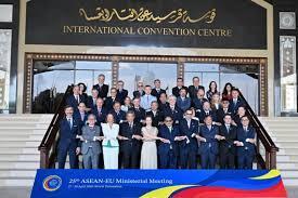 الاتحاد الأوروبي وآسيان يعربان عن قلقهما إزاء تطورات الأوضاع في الشرق الأوسط