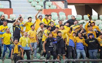 الدوري الممتاز.. جماهير الإسماعيلي تحتفل بالفوز على بتروجت بطريقتها الخاصة