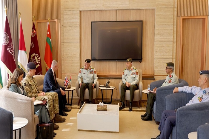 تعاون عسكري أردني بريطاني لتطوير القدرات العملياتية والصناعات الدفاعية 