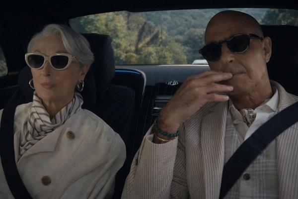 غدًا.. دور العرض المصرية تستقبل نجوم الجزء الثاني من «Devil Wears Parada»  