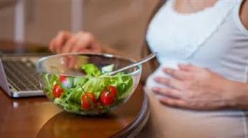 بعد الولادة.. أطعمة غذائية لحماية نفسك وطفلك من السكري 