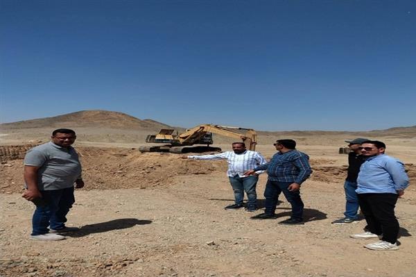 البحر الأحمر: لجنة "حماية السيول" ترصد ميدانياً جاهزية الطرق ومنشآت الحماية بمرسى علم وقرية الشيخ الشاذلي 