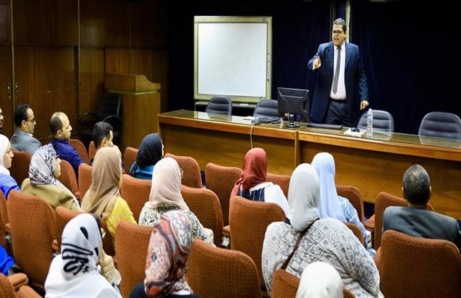«التنظيم والإدارة» يعلن إطلاق برنامج تدريبي لتنمية قدرات موظفي الموارد البشرية 
