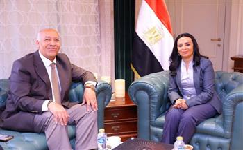 وزيرة التضامن الاجتماعي تلتقي رئيس مجلس إدارة شركة "إير كايرو" 