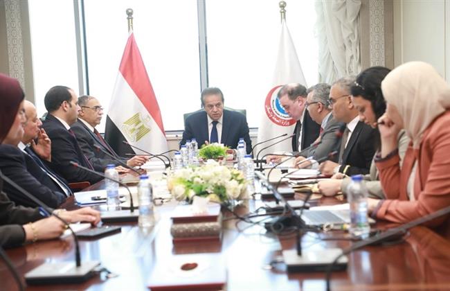 وزير الصحة يتابع المستجدات الإنشائية للمشروعات الصحية الجاري تنفيذها