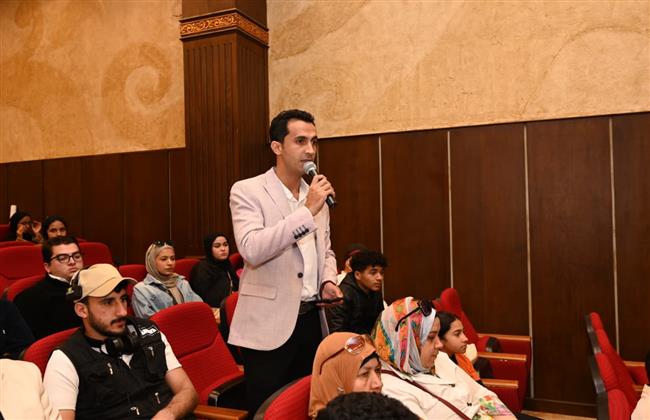 وزير الرياضة ومحافظ شمال سيناء يشهدان لقاءً حواريًا مع القيادات الشبابية  