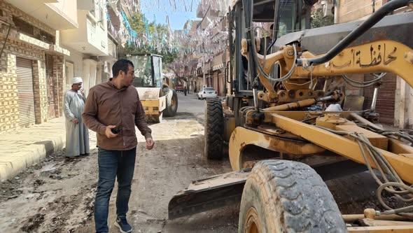 محافظ أسيوط: تطوير ورفع كفاءة الشوارع الرئيسية والفرعية بمركز منفلوط ضمن خطة تحسين شبكة الطرق 