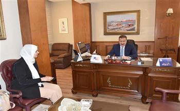 محافظ بورسعيد يلتقي مديرة مركز تحديث الصناعة لبحث دعم وتطوير القطاع الصناعي