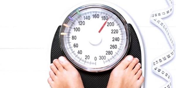 هل يختلف تأثير الوزن الزائد حسب العمر؟ دراسة توضح