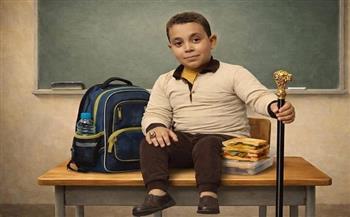 استبدل حقيبته بالسندوتشات وأمه تستغيث.. فيديو الواقعة يثير ضجة على مواقع التواصل