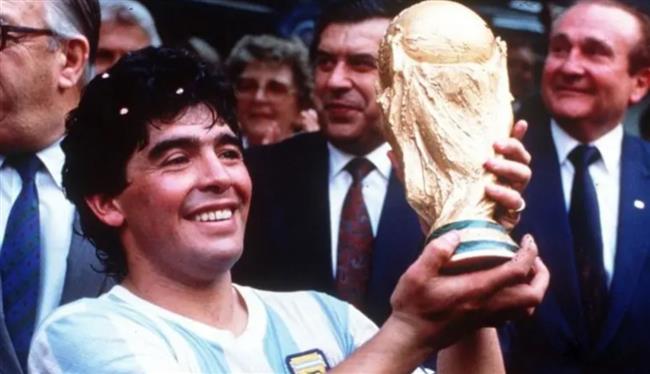 مفاجأة مدوية.. إحالة شقيقتي مارادونا ومحاميه إلى المحاكمة بتهمة الاحتيال