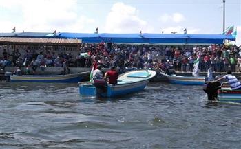 البحرية الإسرائيلية تعتقل 175 ناشطا من أسطول المساعدات المتجه إلى غزة