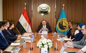 رئيس هيئة الاعتماد والرقابة الصحية يستقبل وفدا فرنسيا لبحث شراكات استراتيجية في القطاع الصحي