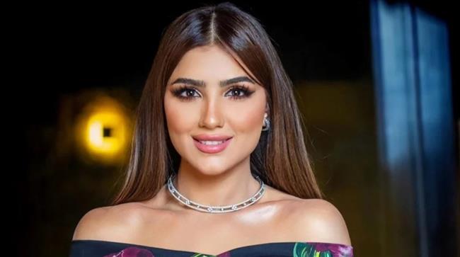 مي عمر تروّج لـ“شمشون ودليلة” من بودابست