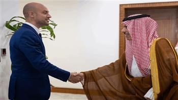وزيرا خارجية السعودية وفرنسا يبحثان المستجدات الإقليمية والدولية
