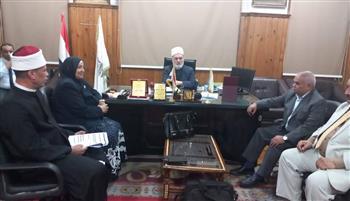 رئيس سوهاج الأزهرية يلتقي مديري الإدارات التعليمية لبحث سير الامتحانات 