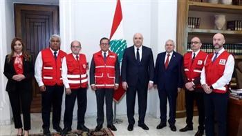 الرئيس اللبنانى يطالب بالضغط على إسرائيل لوقف استهداف المدنيين والمسعفين