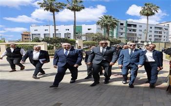 محافظ كفرالشيخ يعلن دعم منظومة النظافة بـ«2 لودر مفصلي» لرفع كفاءة جمع ونقل المخلفات