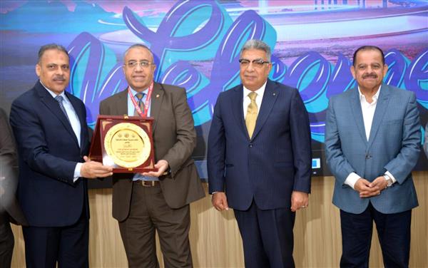 محافظا الدقهلية والشرقية يفتتحان مؤتمر أمراض الكلى بالمنصورة 