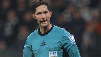 القمة 132.. اتحاد الكرة يعلن رسميًا طاقم تحكيم مباراة الأهلي والزمالك