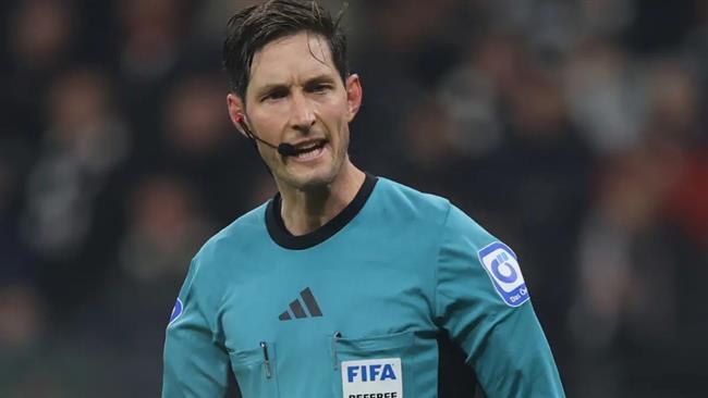 القمة 132.. اتحاد الكرة يعلن رسميًا طاقم تحكيم مباراة الأهلي والزمالك