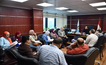 رئيس مياه الشرب بالجيزة يعقد سلسلة من الاجتماعات لمتابعة منظومة العمل ورفع كفاءة الخدمات