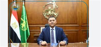 محافظ القليوبية يُسلّم عربة طعام متنقلة لشابين ببنها ضمن مبادرة لدعم الشباب 