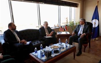 وزير السياحة والآثار يبحث مع القائم بأعمال السفير الأمريكي بالقاهرة تعزيز التعاون 