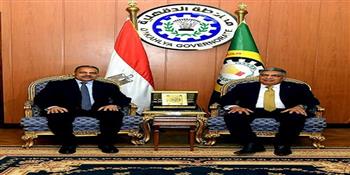 محافظ الدقهلية يستقبل محافظ الشرقية على هامش مؤتمر وحدات الكلى بالمنصورة